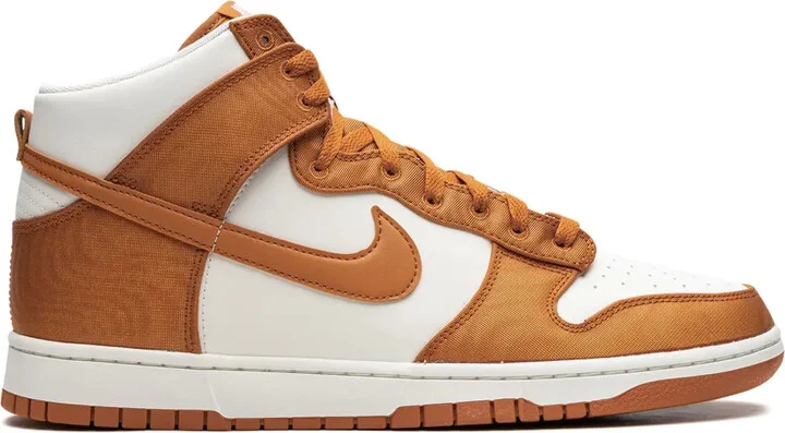 Dunk High "Monarch" sneakers