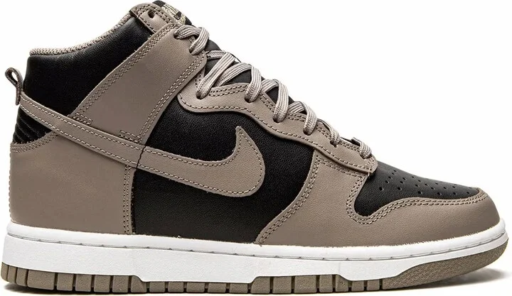 Dunk High "Moon Fossil" sneakers