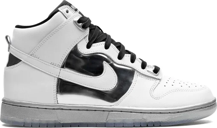 Dunk High SE "Chrome" sneakers
