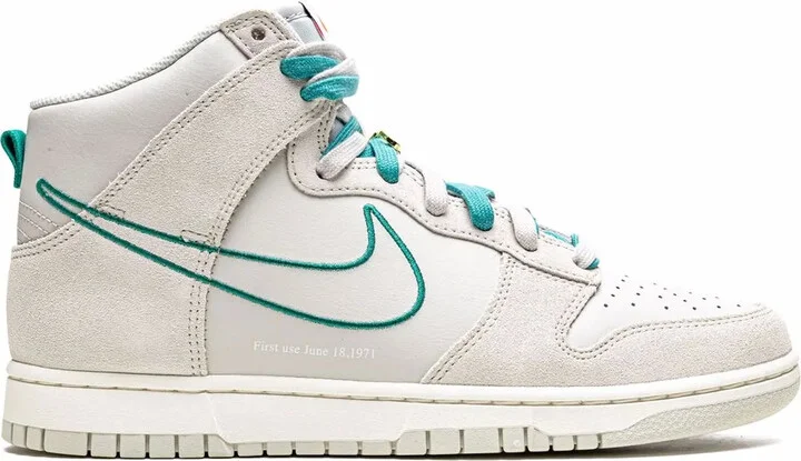 Dunk High SE "First Use