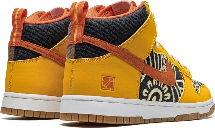 Dunk High "Somos Familia" sneakers - Image 3