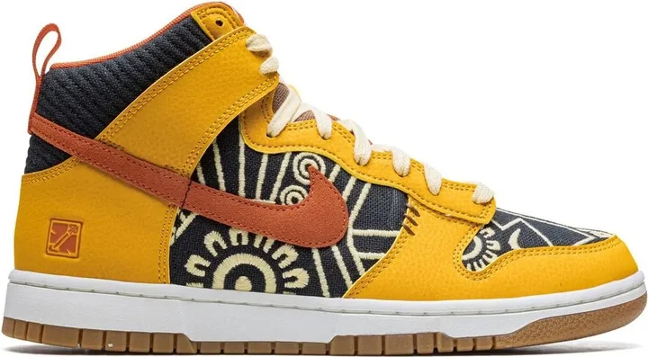 Dunk High "Somos Familia" sneakers