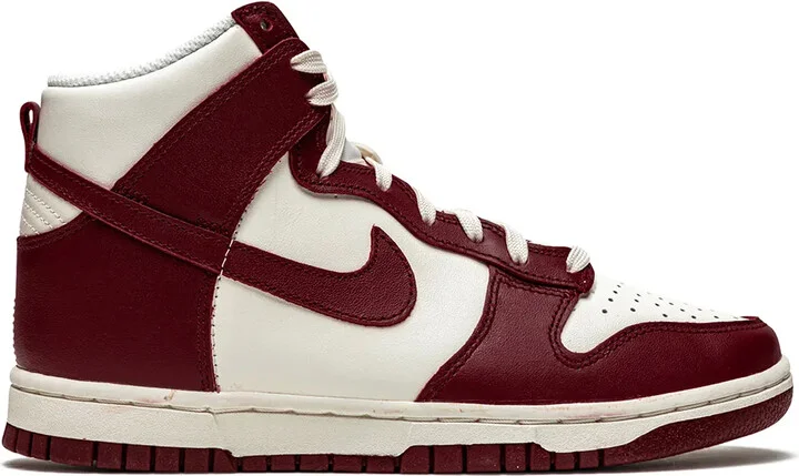 Dunk High "Team Red" sneakers