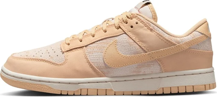 Dunk Low Basketball Shoe - Image 10