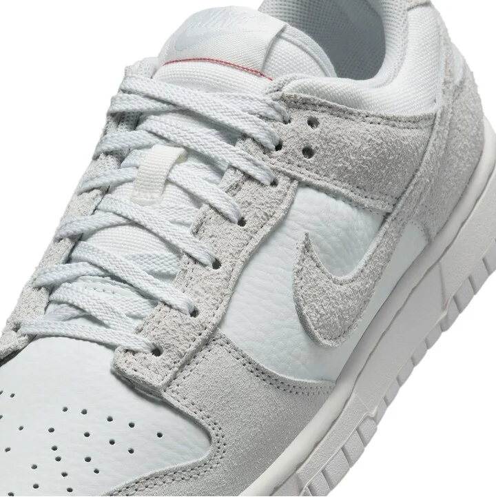 Dunk Low Basketball Sneaker - Image 7