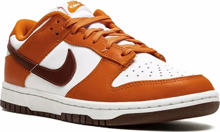 Dunk Low "Bronze Eclipse" sneakers - Image 2