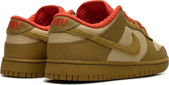 Dunk Low "Bronzine/Picante Red" sneakers - Image 3
