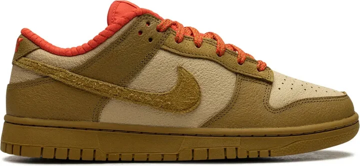 Dunk Low "Bronzine/Picante Red" sneakers