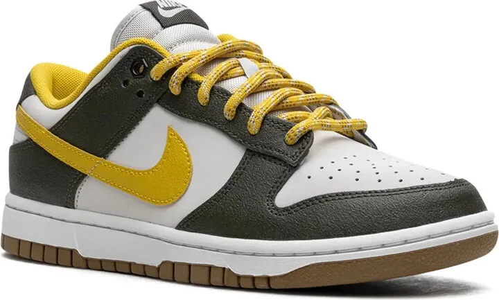 Dunk Low "Cargo Khaki" sneakers - Image 2
