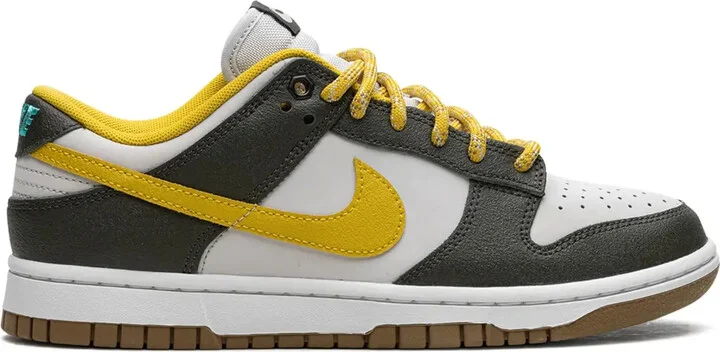 Dunk Low "Cargo Khaki" sneakers