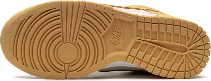 Dunk Low "Celestial Gold Suede" sneakers - Image 4
