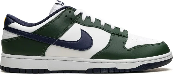 Dunk Low "Fir" sneakers