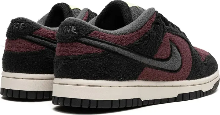 Dunk Low "Fleece Pack - Image 3