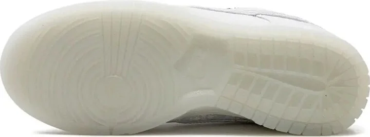Dunk Low "Fragment Design - Image 4