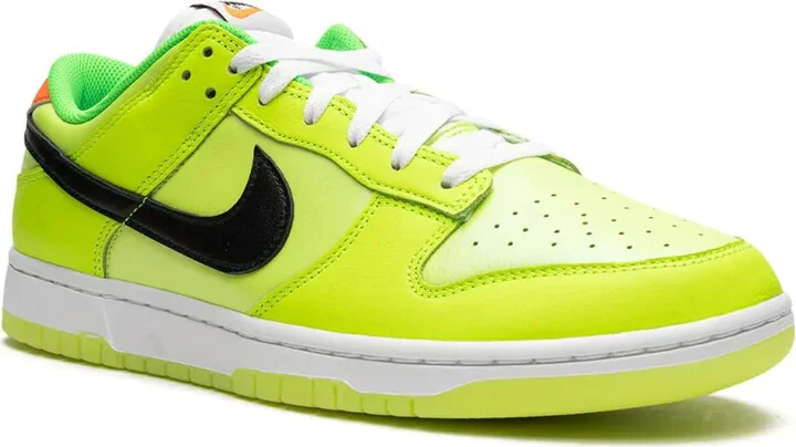 Dunk Low "Glow in the Dark" sneakers - Image 2