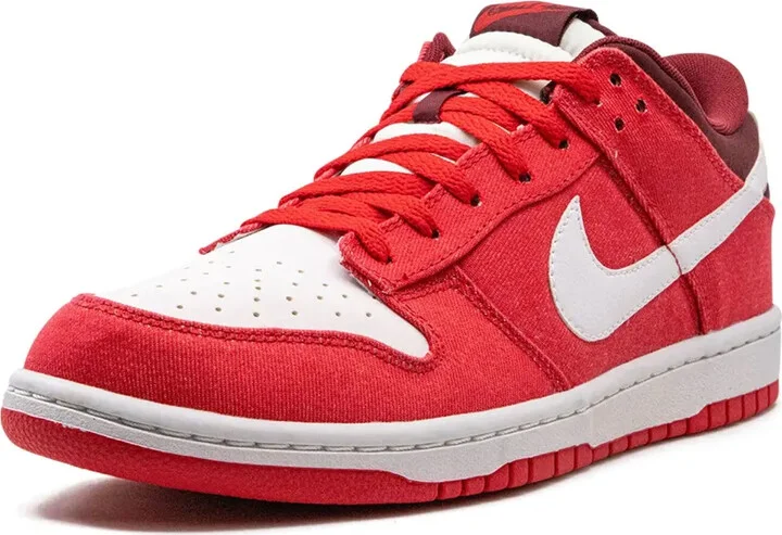 Dunk Low "Hyper Red" sneakers - Image 5
