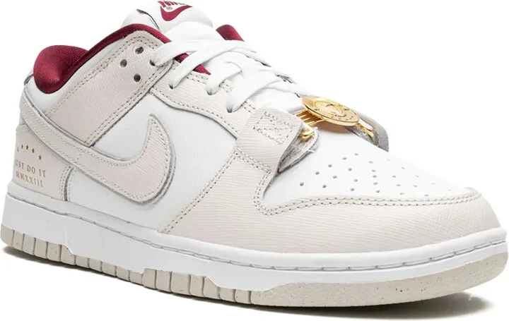 Dunk Low "Just Do It" sneakers - Image 2