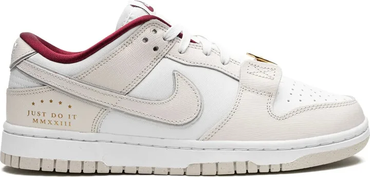 Dunk Low "Just Do It" sneakers
