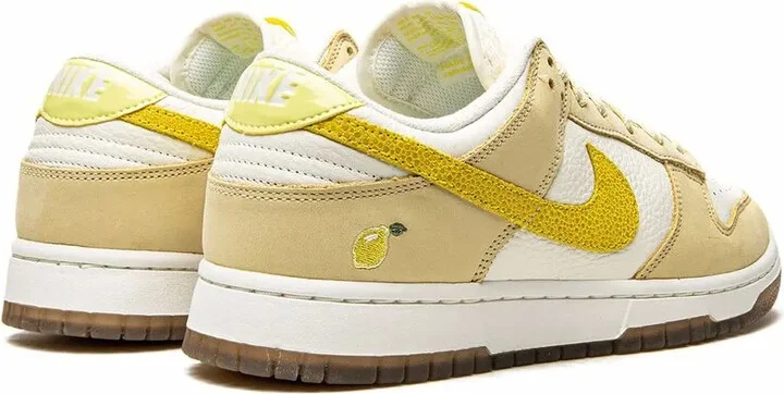 Dunk Low "Lemon Drop" sneakers - Image 3