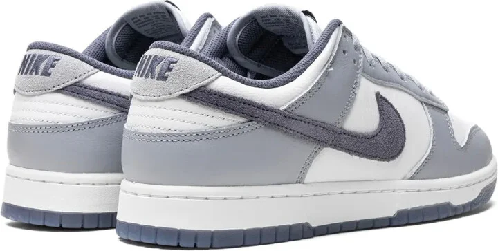 Dunk Low "Light Carbon" sneakers - Image 3