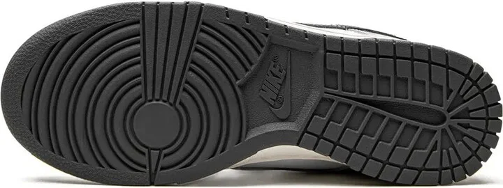 Dunk Low "Light Smoke Grey" sneakers - Image 4