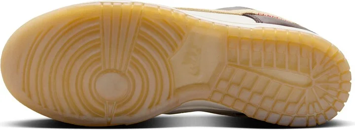 Dunk Low LX Sneaker - Image 4