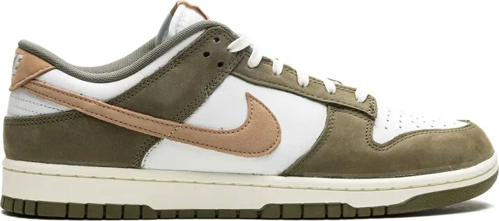 Dunk Low "Medium Olive" sneakers