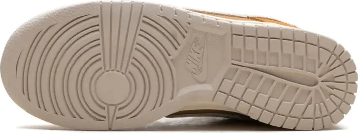 Dunk Low "Monarch/Flax/Dark Russet/Light Orewood Brown" sneakers - Image 4