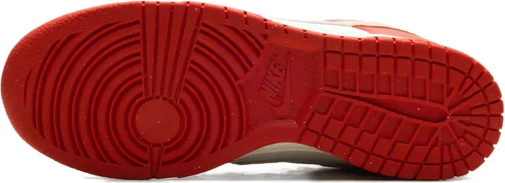 Dunk Low Next Nature "Light Crimson/Team Gold" sneakers - Image 4