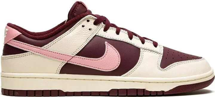Dunk Low Retro Prm "Valentine'S Day 2023" sneakers