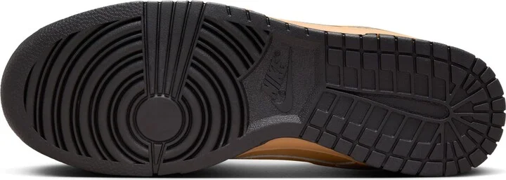 Dunk Low Retro SE Basketball Sneaker - Image 4