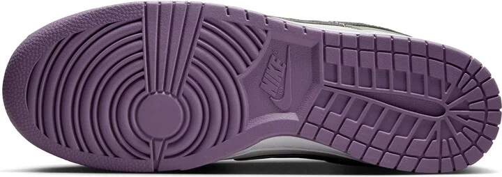 Dunk Low Retro SE Basketball Sneaker - Image 4