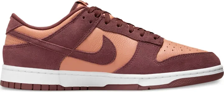 Dunk Low Retro SE sneakers