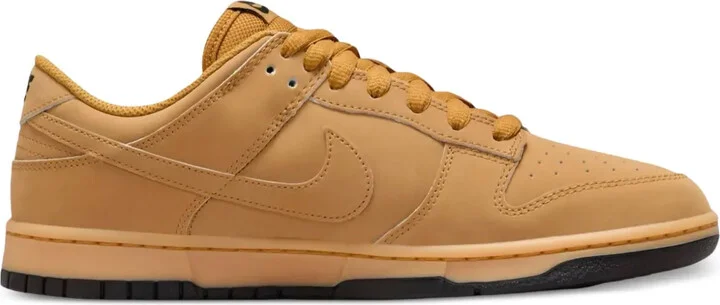 Dunk Low Retro SE sneakers