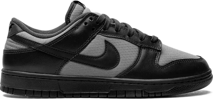Dunk Low Retro SE sneakers