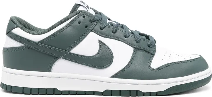 Dunk Low Retro sneakers