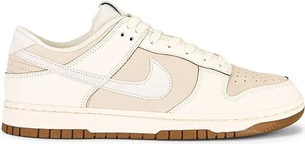 Dunk Low Retro Sneakers