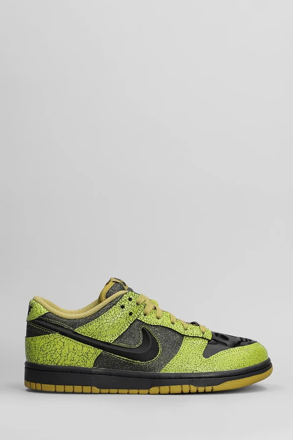 Dunk Low Retro Sneakers In Green Leather