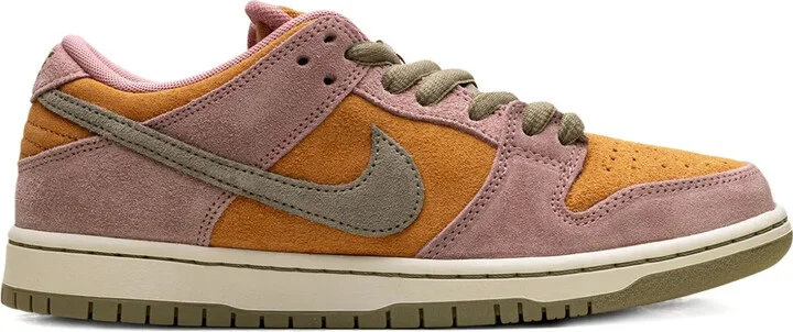 Dunk Low SB "Red Stardust" sneakers