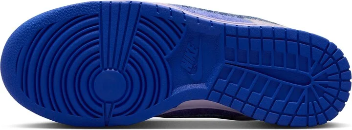 Dunk Low SE Basketball Sneaker - Image 4