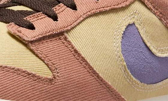 Dunk Low SE Basketball Sneaker - Image 10
