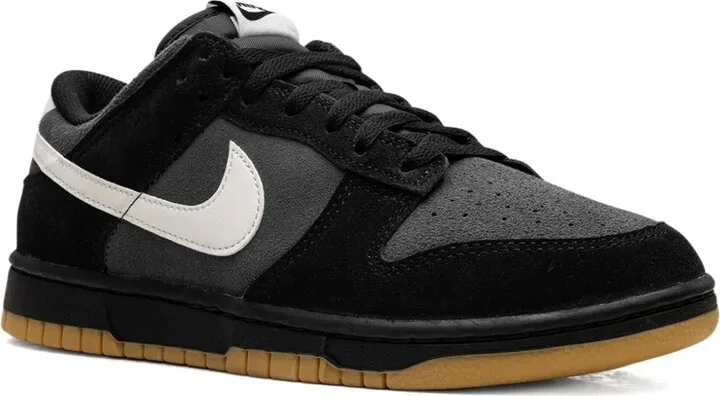 Dunk Low SE "Black/Grey/Gum" sneakers - Image 2