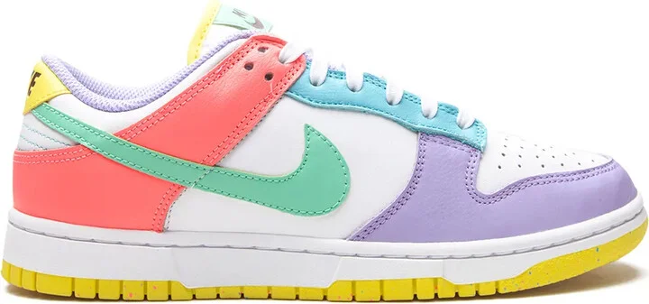 Dunk Low SE "Easter" sneakers