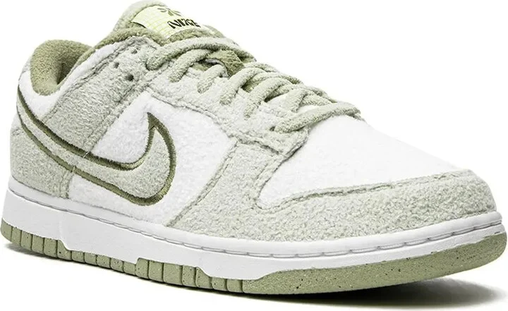 Dunk Low SE "Fleece Pack - Image 2