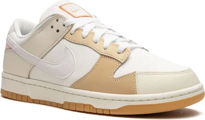 Dunk Low SE "If Lost Return To" sneakers - Image 2