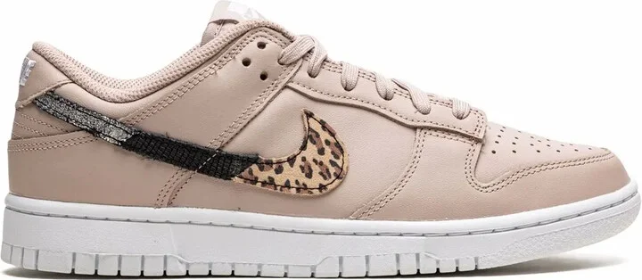 Dunk Low SE "Primal Pink" sneakers