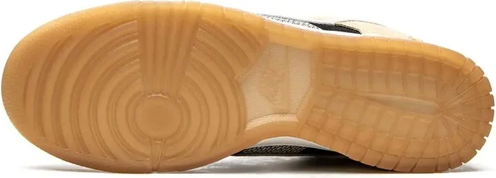 Dunk Low SE "Rooted In Peace" sneakers - Image 4