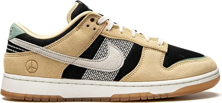 Dunk Low SE "Rooted In Peace" sneakers