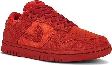 Dunk Low SE Sneaker - Image 2