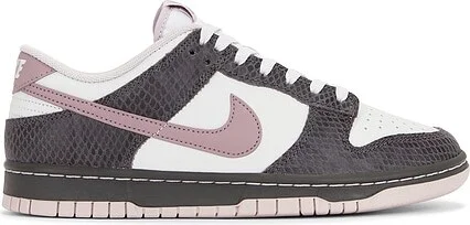 Dunk Low Se Sneakers